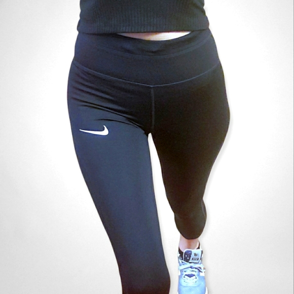 'Nike Dri-Fit Crop Mesh Leggings - Black - XS - Picture 4 of 11